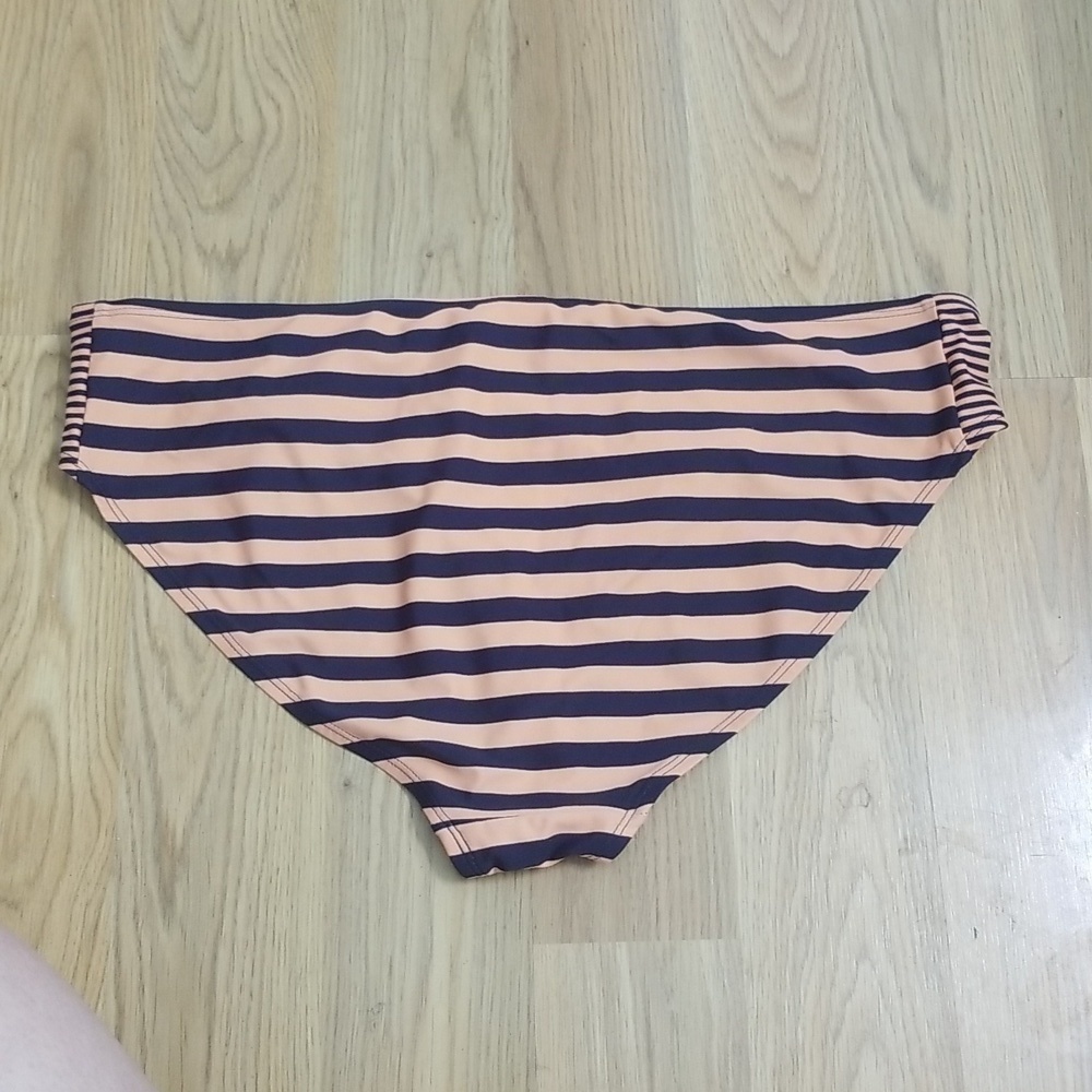 Motherhood Maternity Bump Maternity Bikini Swim Bottoms Peach Stripe - Picture 3 of 9